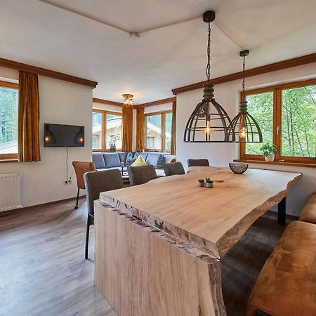 Chalet Van Den Berg Apartment Saalbach-Hinterglemm Bagian luar foto