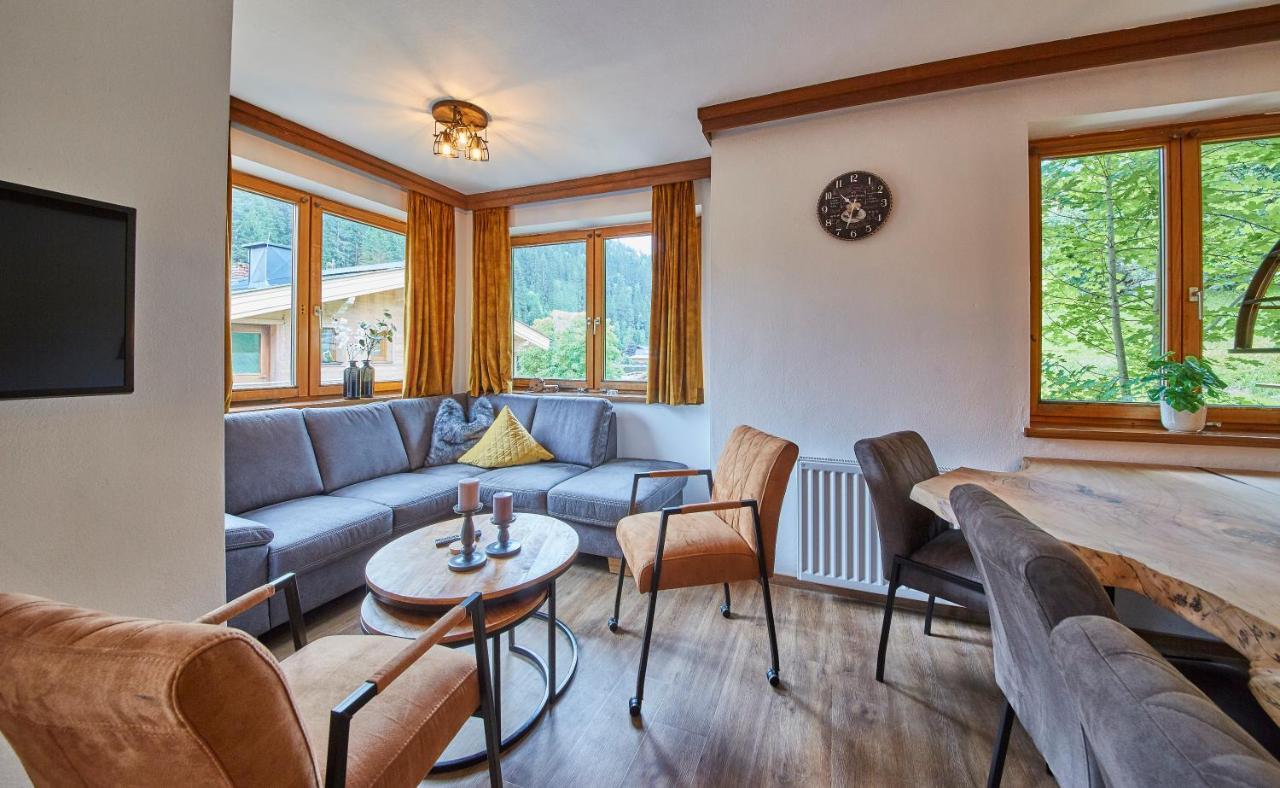 Chalet Van Den Berg Apartment Saalbach-Hinterglemm Bagian luar foto